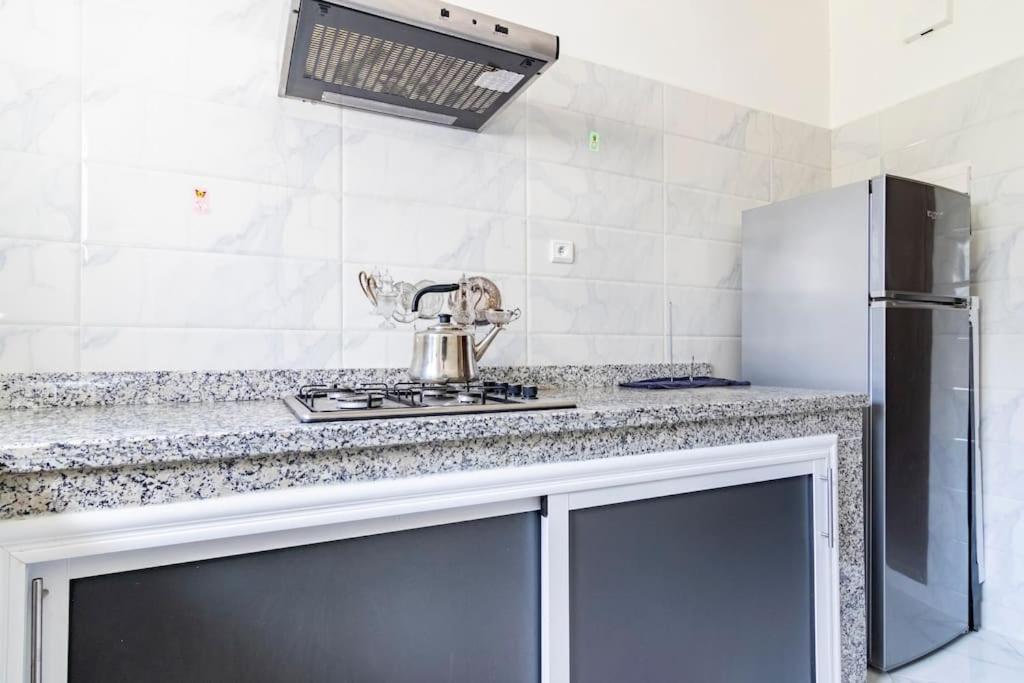 Appartement Chaleureux Et Calme, Parking, Jardin อกาดีร์ ภายนอก รูปภาพ