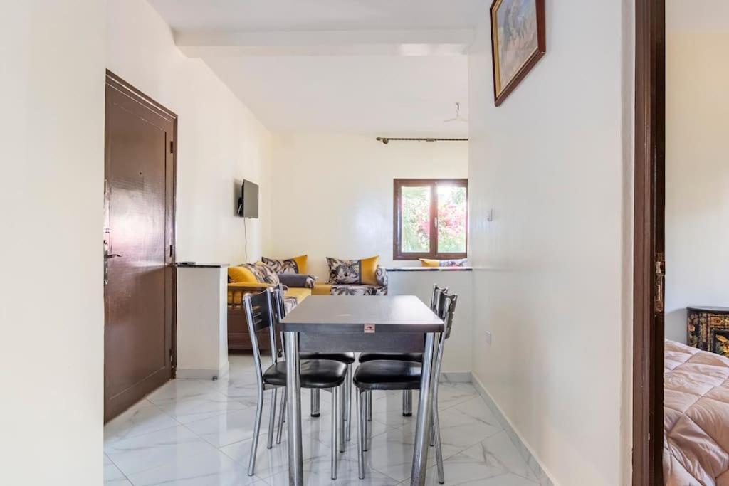 Appartement Chaleureux Et Calme, Parking, Jardin อกาดีร์ ภายนอก รูปภาพ